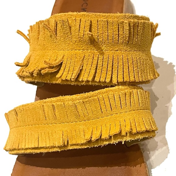 ❤️Host Pick❤️ Lucky Brand Hegen Boho Fringe Sandals - Picture 2 of 8